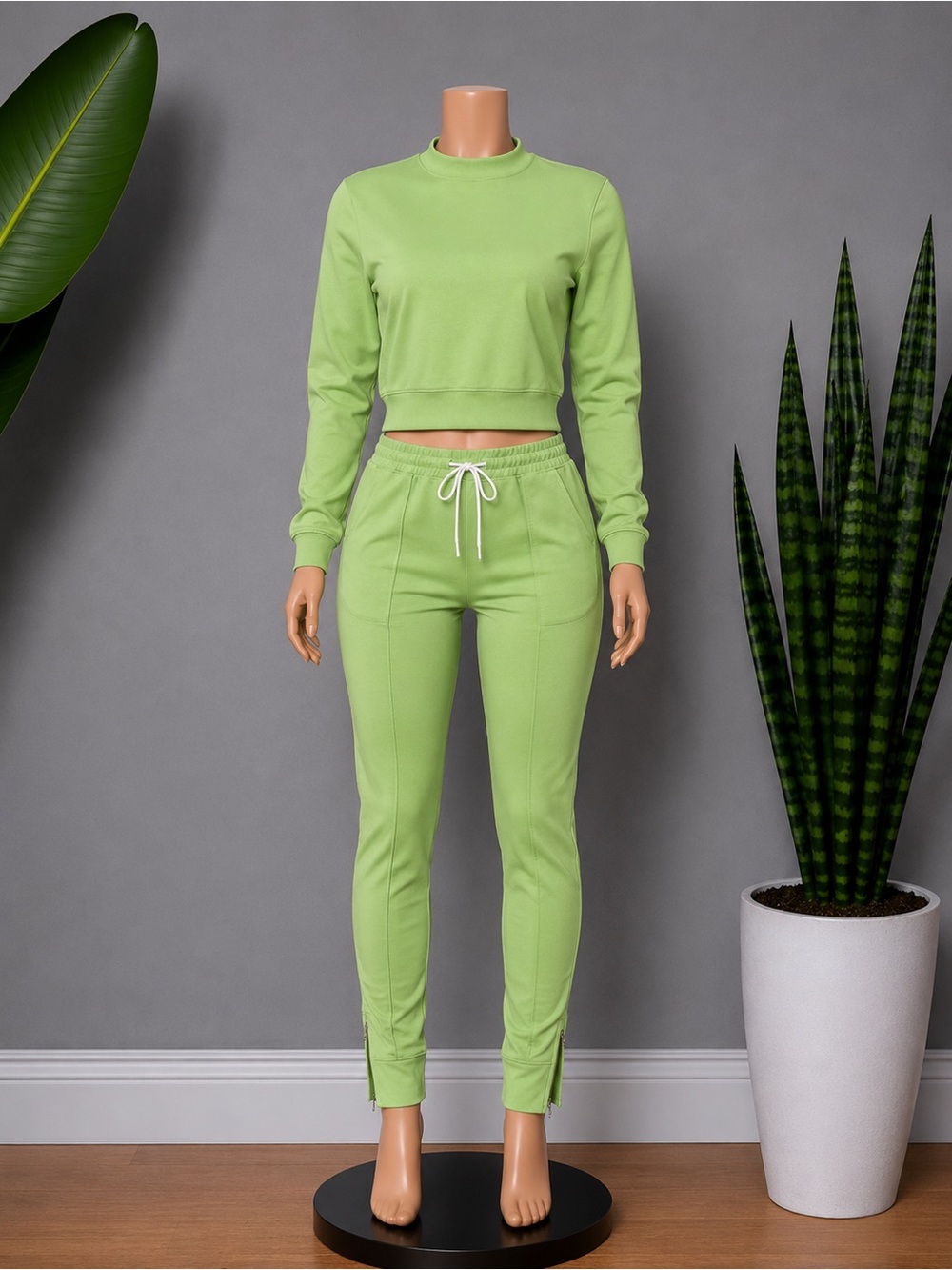 Cropped Lime Green Women's Sweatshirt & Jogger Set